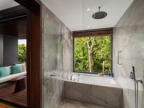 Deluxe Room, Balcony (Jungle View) | Bathroom | Separate tub and shower, deep soaking tub, rainfall showerhead