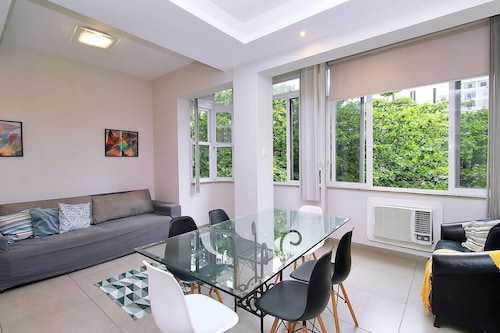 Rio Spot Apartment T011