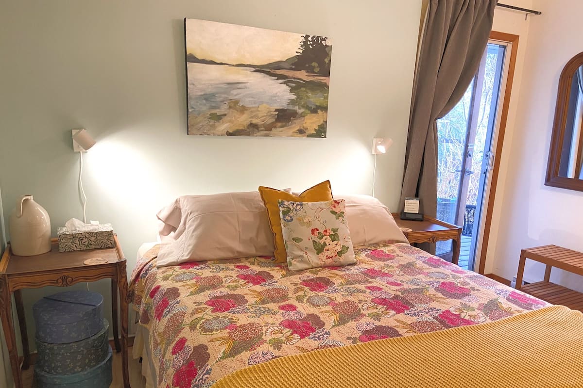 Double Room, 1 Queen Bed, Patio