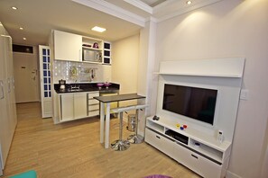 Apartment | Living area | TV - Rio Spot Apartment C026 (Rio de Janeiro)