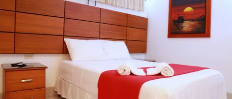 Ropa de cama de alta calidad y minibar