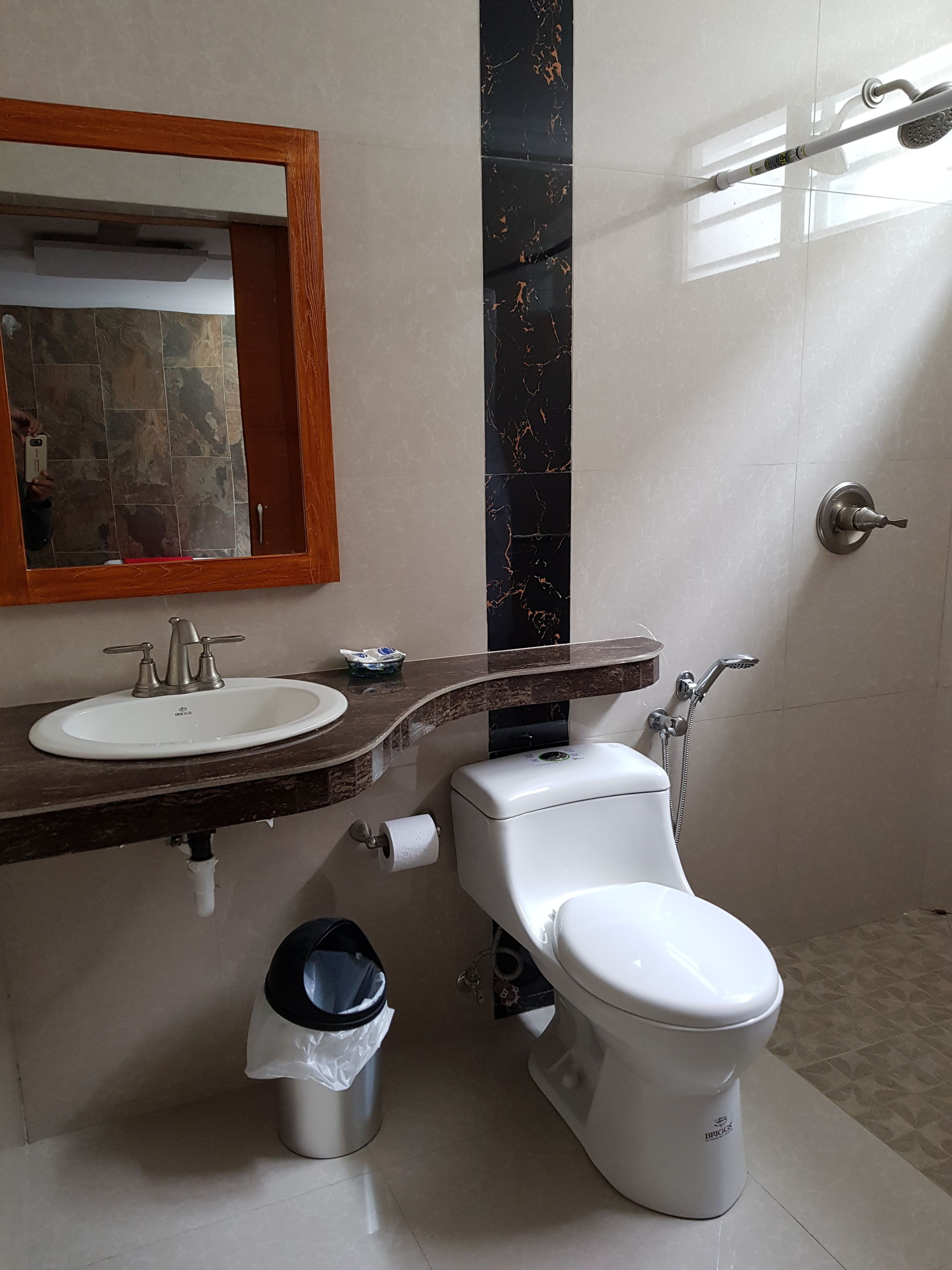 double room, 1 double bed | bathroom | shower, free toiletries, bidet, towels