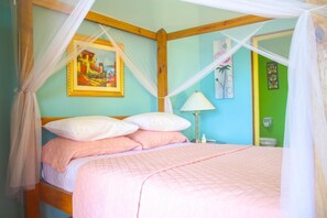 1 bedroom, iron/ironing board, free WiFi, bed sheets - Sea Breeze Studio (Negril)
