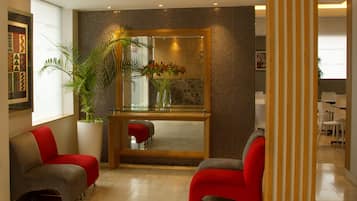 Sala de estar en el lobby
