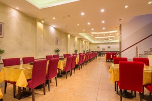 Daily local cuisine breakfast (CNY 20 per person) - Yiwu Chuzhou Hotel (Jinhua)