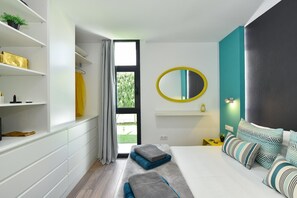 3 chambres, fer et planche à repasser, Wi-Fi, draps fournis