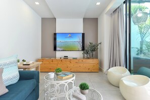 TV