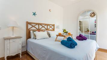3 bedrooms, iron/ironing board, travel cot, WiFi
