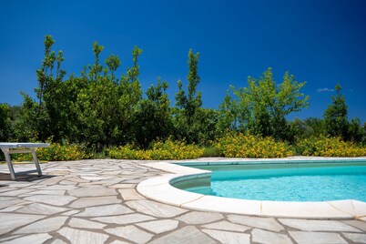 Villa with private pool, comfortable, near the sea, Alghero, Sardinia