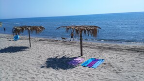 Beach nearby, beach towels