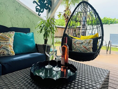 Island Surf Retreat  -  Beach - Surf - Kayak - Bike -    North Hutchinson Island