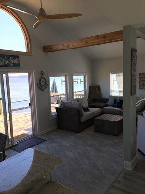 TV connectée, chaîne hi-fi