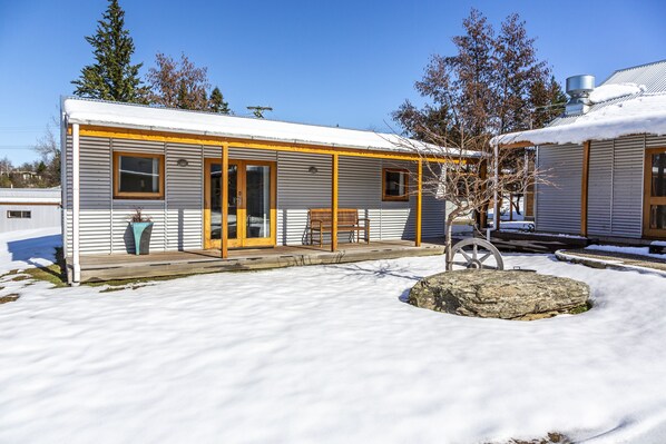 Classic Double Room, 1 King Bed, Mountain View | 1 bedroom, premium bedding, desk, free WiFi