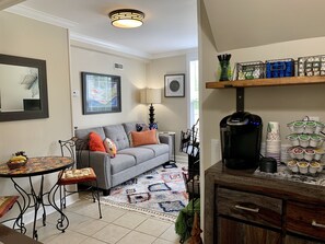 Smart TV, fireplace, books, offices