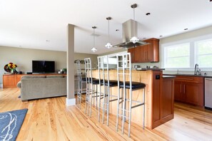 Fridge, microwave, oven, stovetop - Remodeled Foothills Home-Backs to Open Space, Close to BSU, Bike path, etc (Boise)