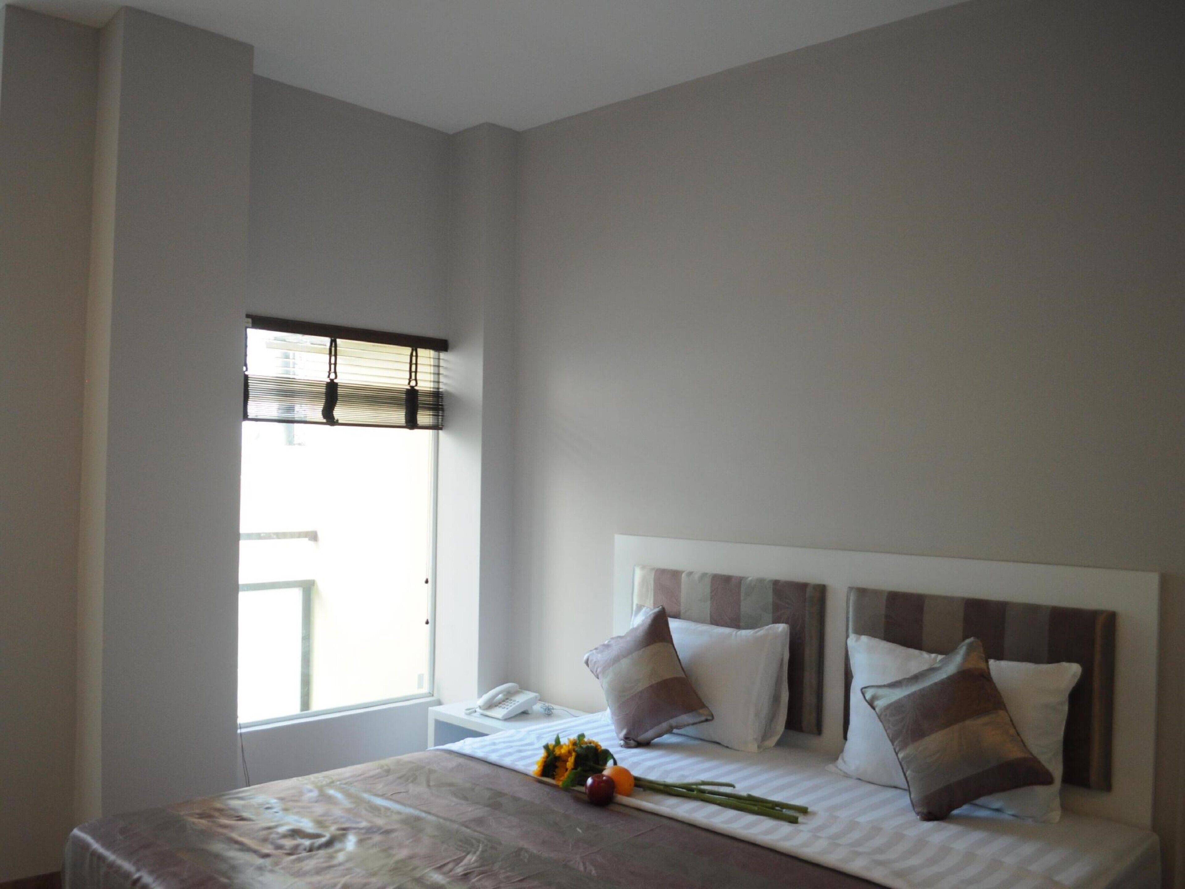 superior double room | minibar, desk, iron/ironing board, free wifi