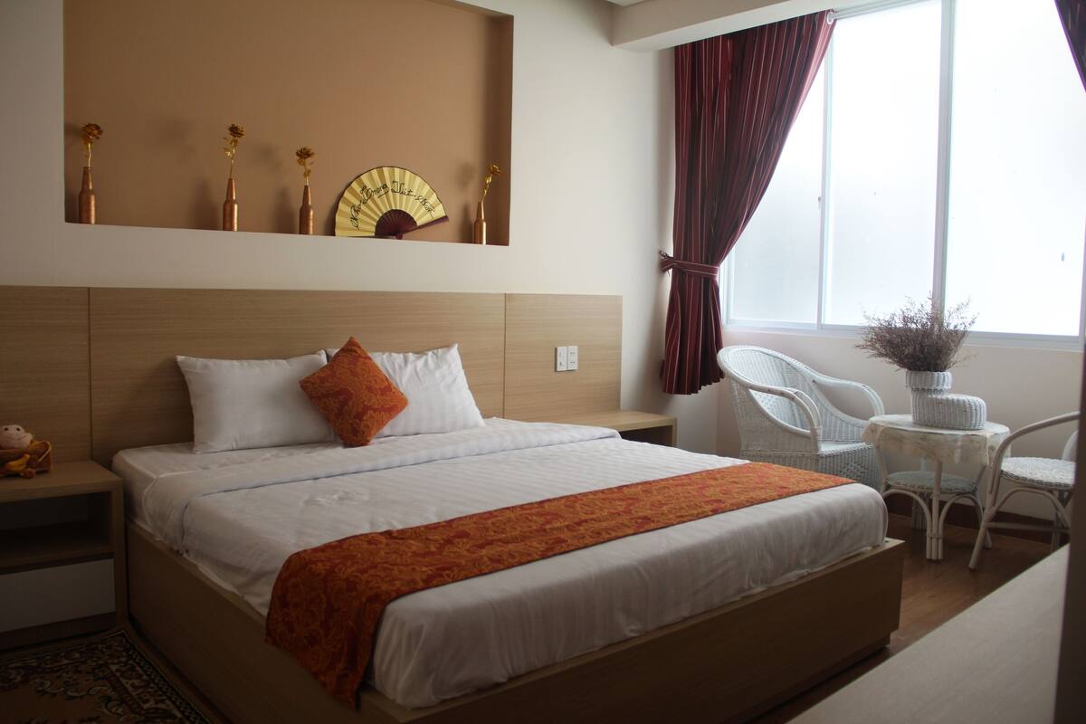 Villa, 5 Bedrooms | Desk, WiFi (free)