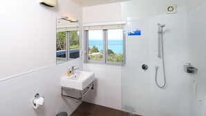 Superior House, 1 Bedroom | Bathroom | Shower, free toiletries, hair dryer - The Point (Waiheke Island)