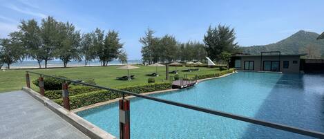 Outdoor pool, pool umbrellas