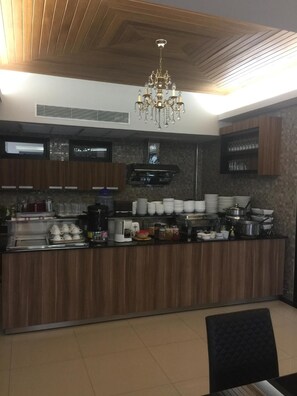 Restaurant - Grand Lopburi Hotel (Lop Buri)