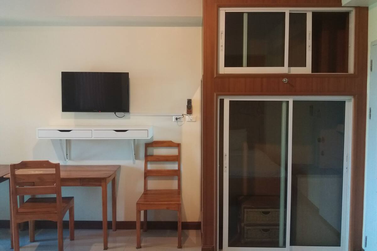 โต๊ะทำงาน, เตียงเสริม/เปล, Wi-Fi ฟรี