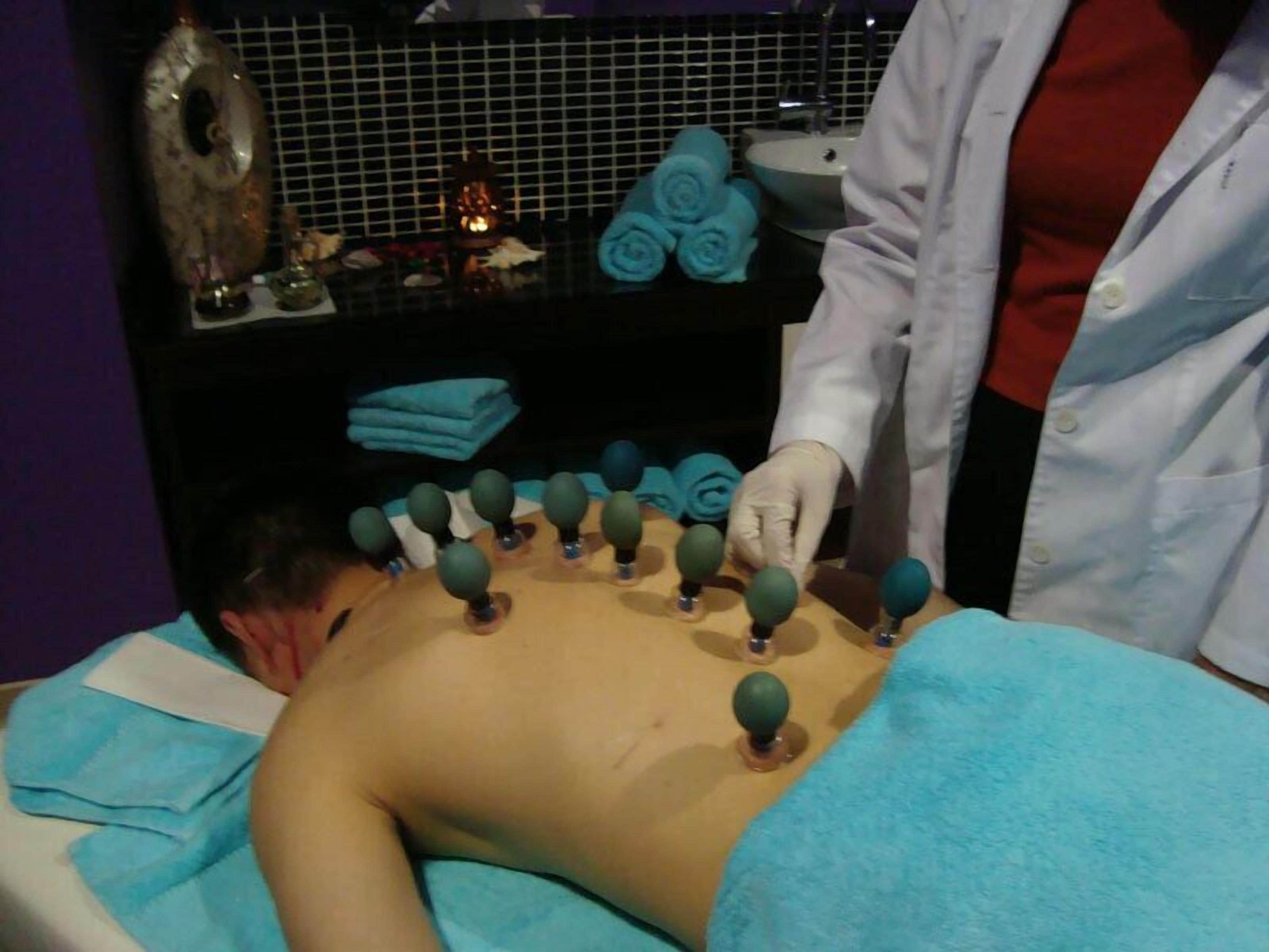 sauna, steam room, turkish bath/hammam, body treatments, facials