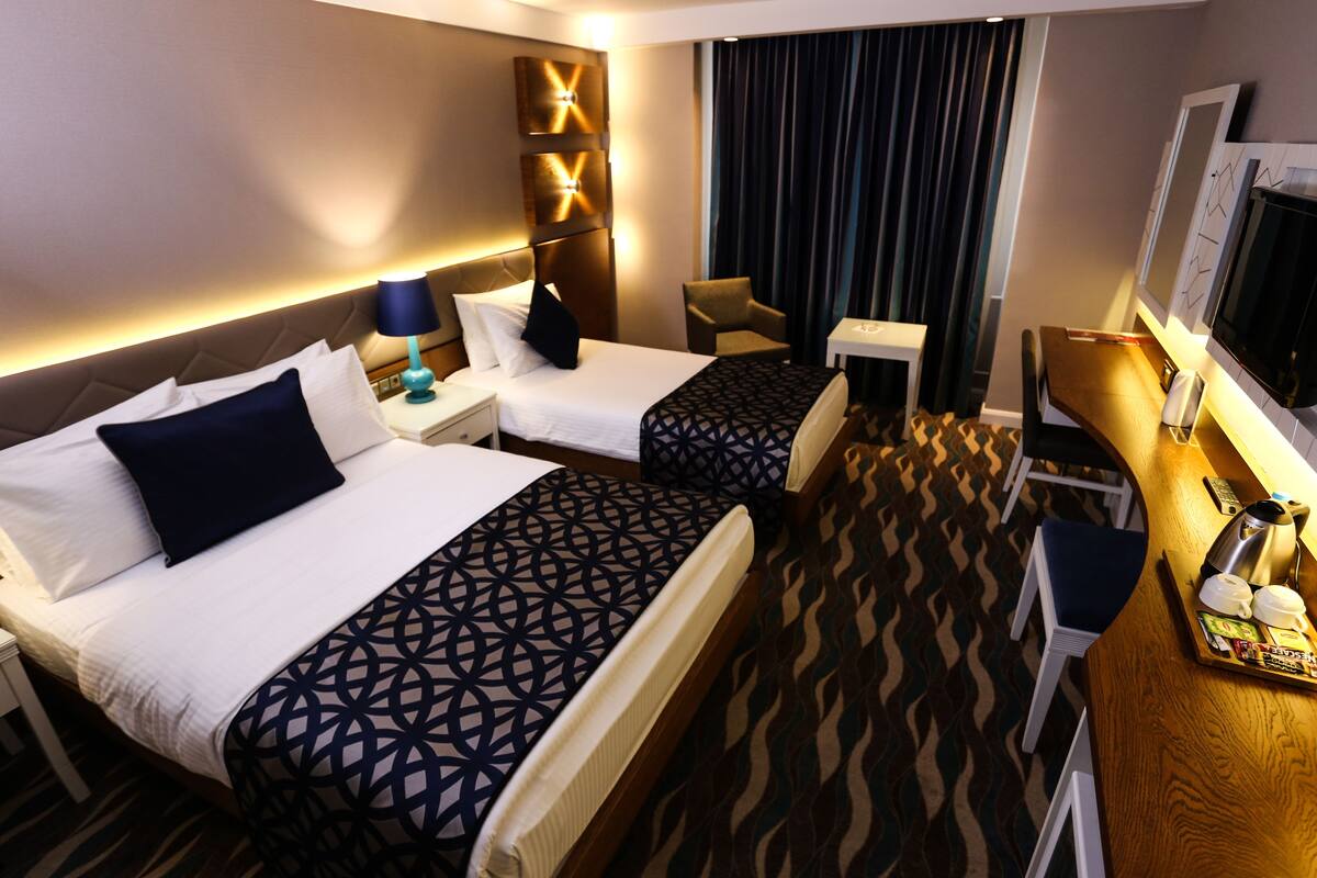 standard double or twin room, 1 double or 2 single beds | 1 bedroom, minibar, in-room safe, desk