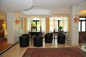 Sala de estar en el lobby