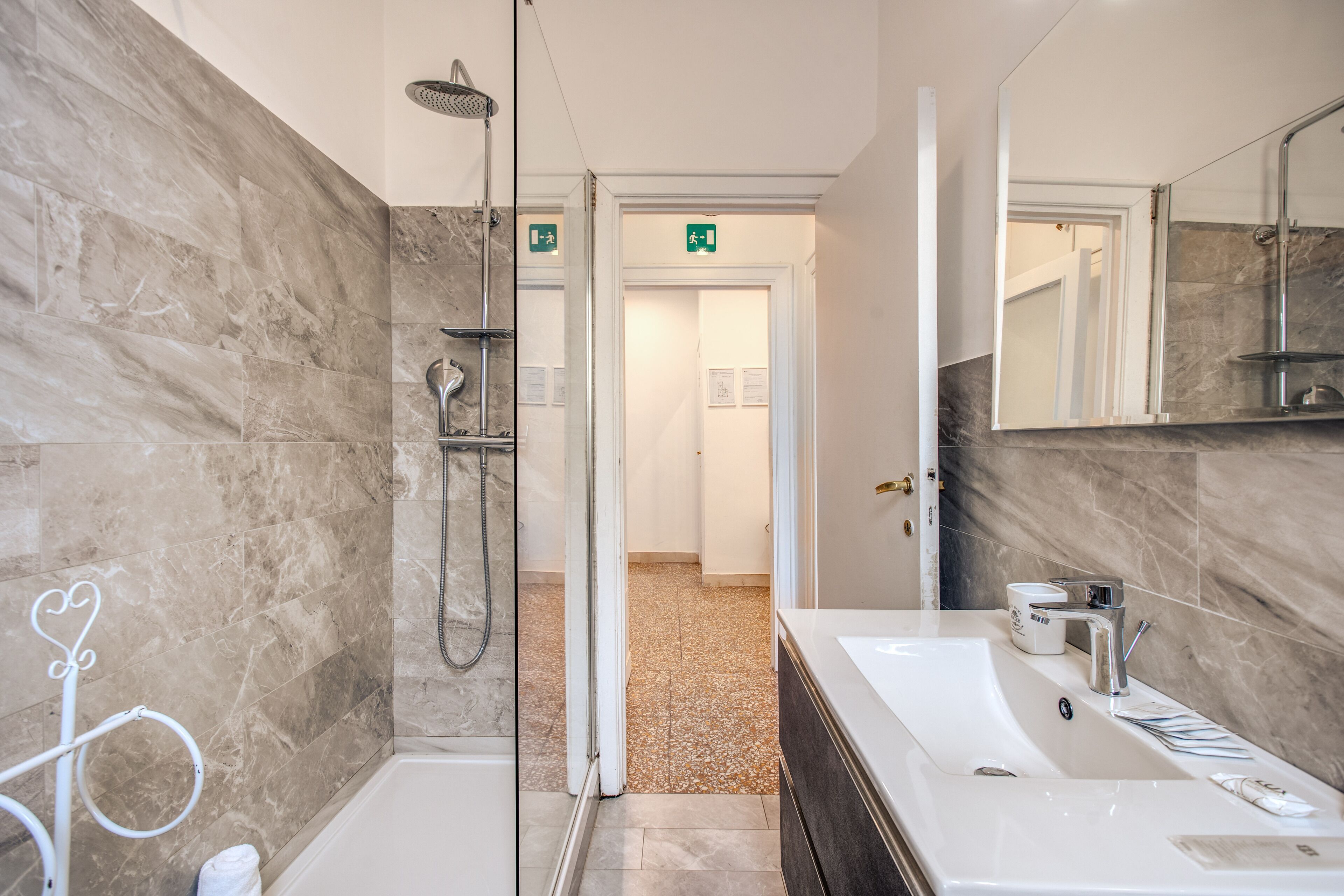 Appartamento, 1 camera da letto, cucina | Bagno | Set di cortesia gratuito, asciugacapelli, accappatoio, bidet