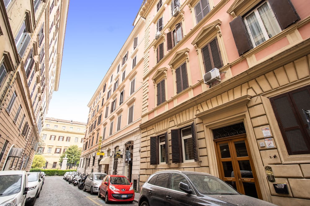 Colonna Suite Luxury - Termini Station Big Apartment