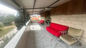 Apartment, 1 Bedroom, Terrace | Teres/patio