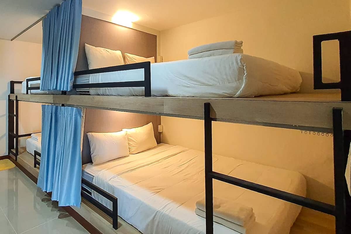 Bunk Bed - Dormitory Room