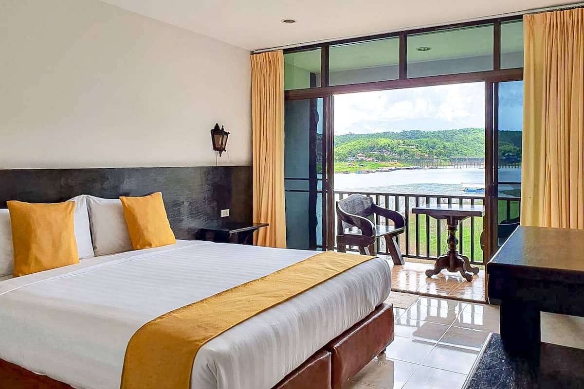 Superior River View Double Room