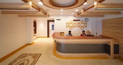 Hotel Palmyra Grand Inn