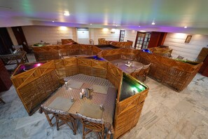 TĂ€gliches FrĂŒhstĂŒcksbuffet (200 INR pro Person)