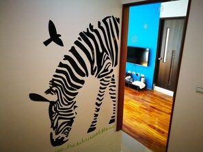 Signature Suite | Desk, blackout curtains, free WiFi, bed sheets