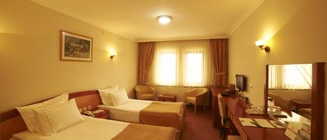 Premium bedding, minibar, desk, iron/ironing board