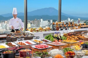 朝食 (ビュッフェ)、毎日提供 (1 名様 2310 JPY)