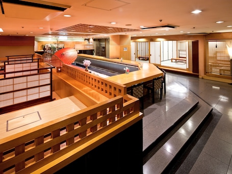 3 restaurants, lunch, dinner served; Japanese cuisine. ART HOTEL Morioka