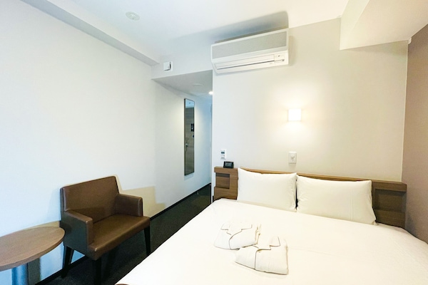 Schreibtisch, kostenloses WLAN, Bettwäsche