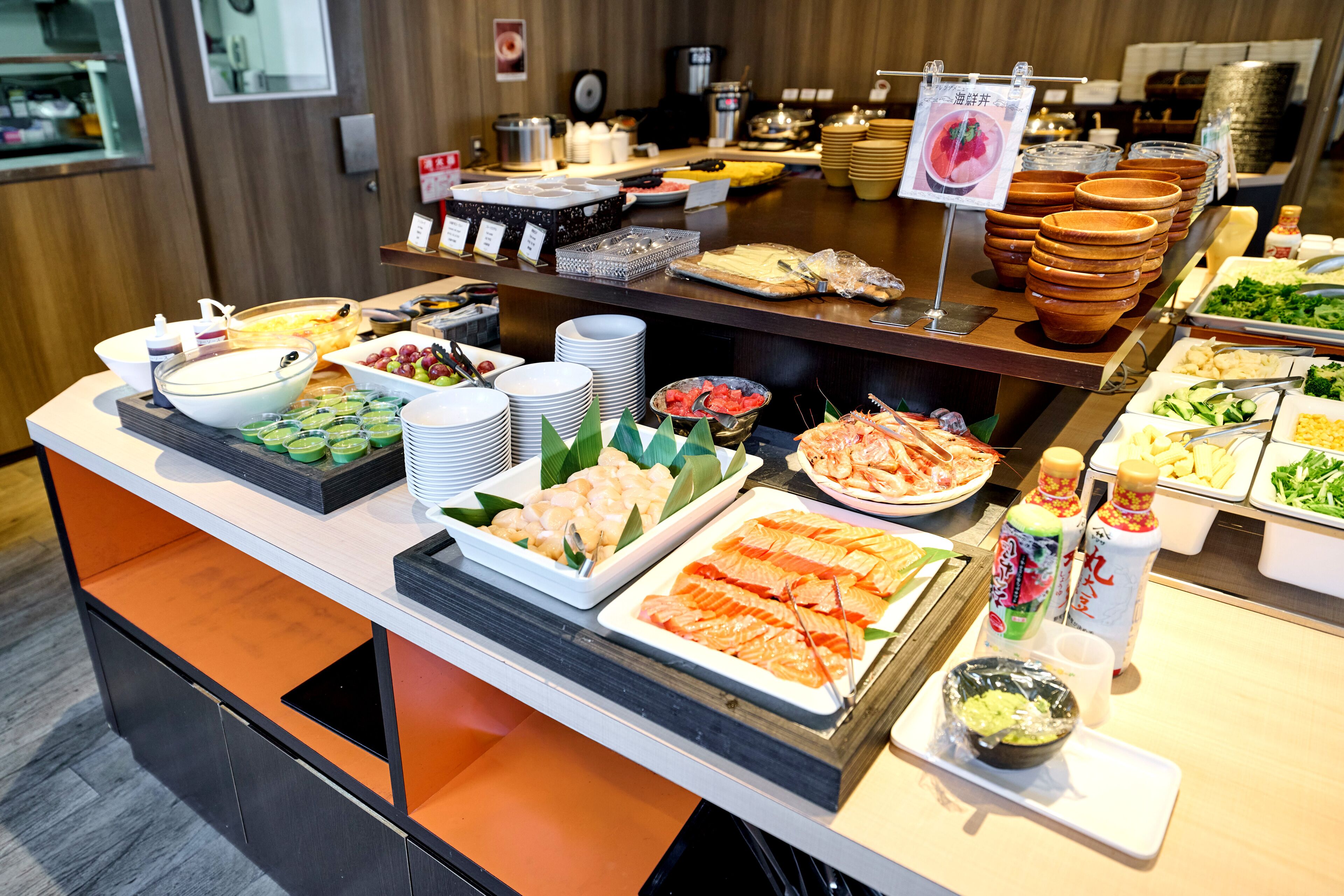 Frokostbuffé hver dag (mot et tillegg)