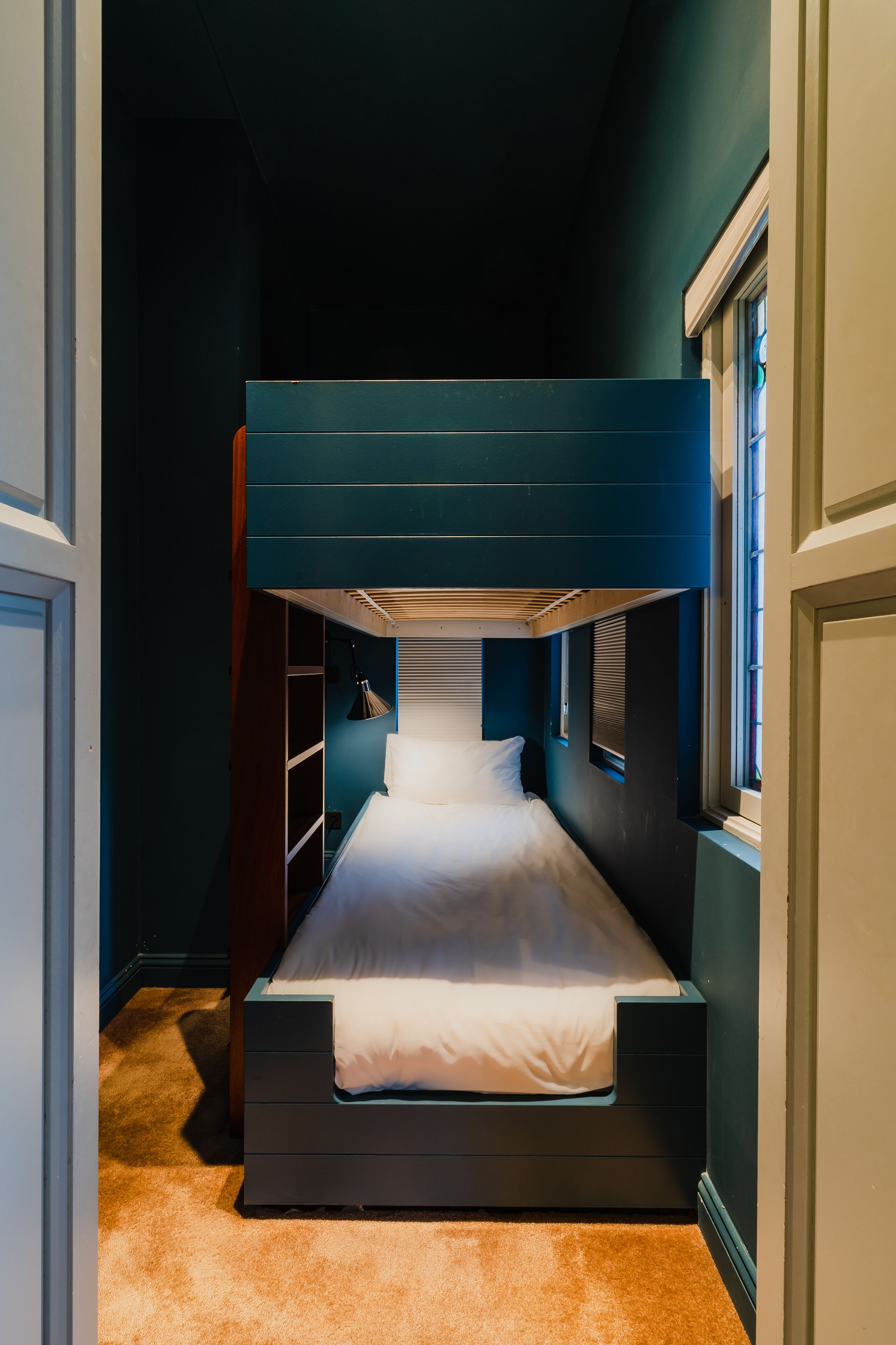 family room, multiple beds | hypo-allergenic bedding, in-room safe, blackout curtains