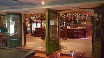 Bar (en la propiedad)
