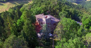 Aerial view - Castello Cortevecchio (Gubbio)