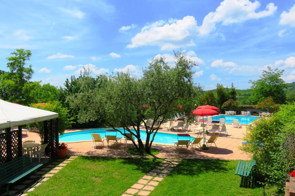 2 piscinas externas, piscina no terraço, espreguiçadeiras