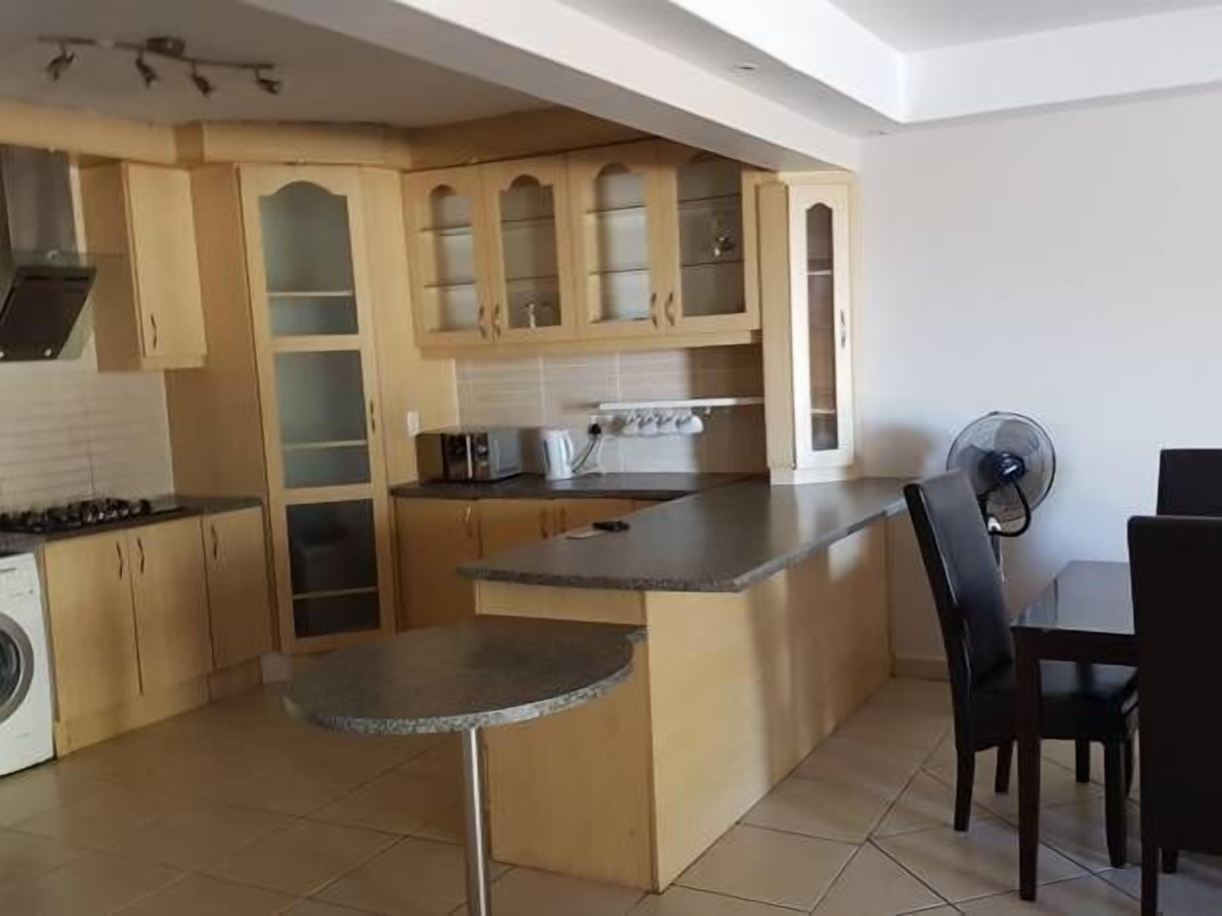 Apartment, 1 Bedroom, Kitchen | Private kitchen | Fridge, microwave, oven, electric kettle