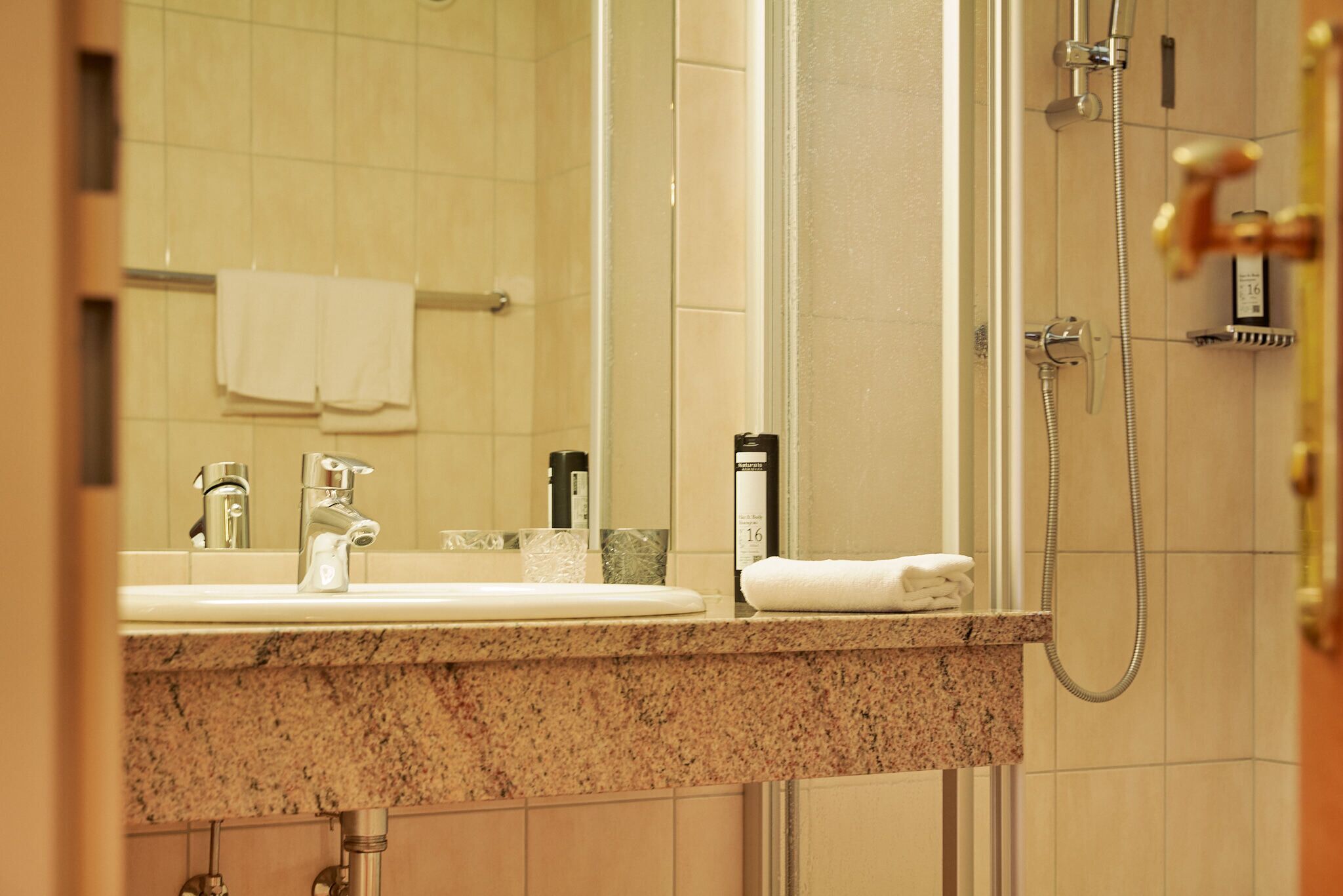 double room | bathroom | free toiletries, hair dryer, towels, soap