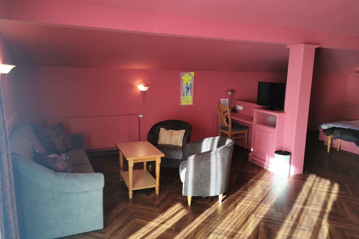 minibar, in-room safe, desk, cots/infant beds