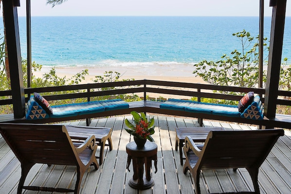 Seafront couples | Terrass/Patio