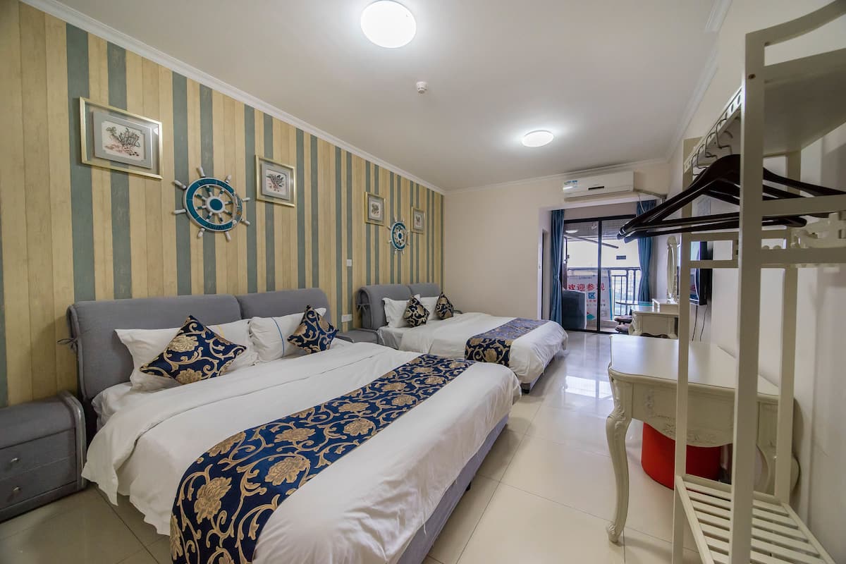 Businesshuoneisto, 1 makuuhuone | Yksilöllisesti sisustettu, yksilöllisesti kalustettu, työpöytä